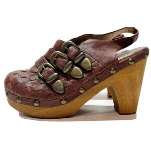 Woodies by Jeffrey Campbell